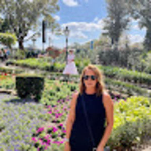 Meet your Posher, Robyn